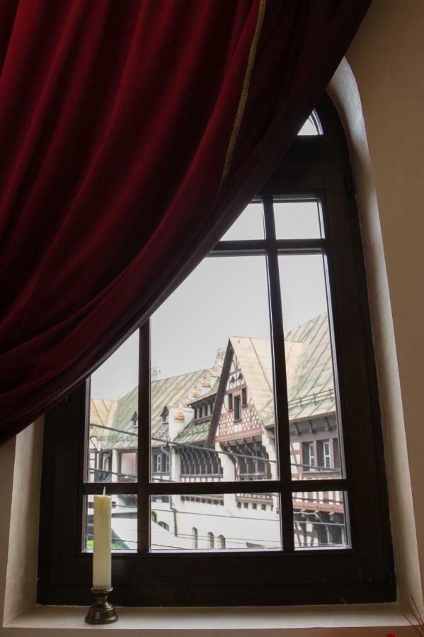 Hotel Boutique Vila Lakastel Sinaia Eksteriør billede